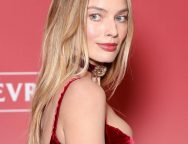 Red carpet ❤️#margotrobbie #wutheringheights