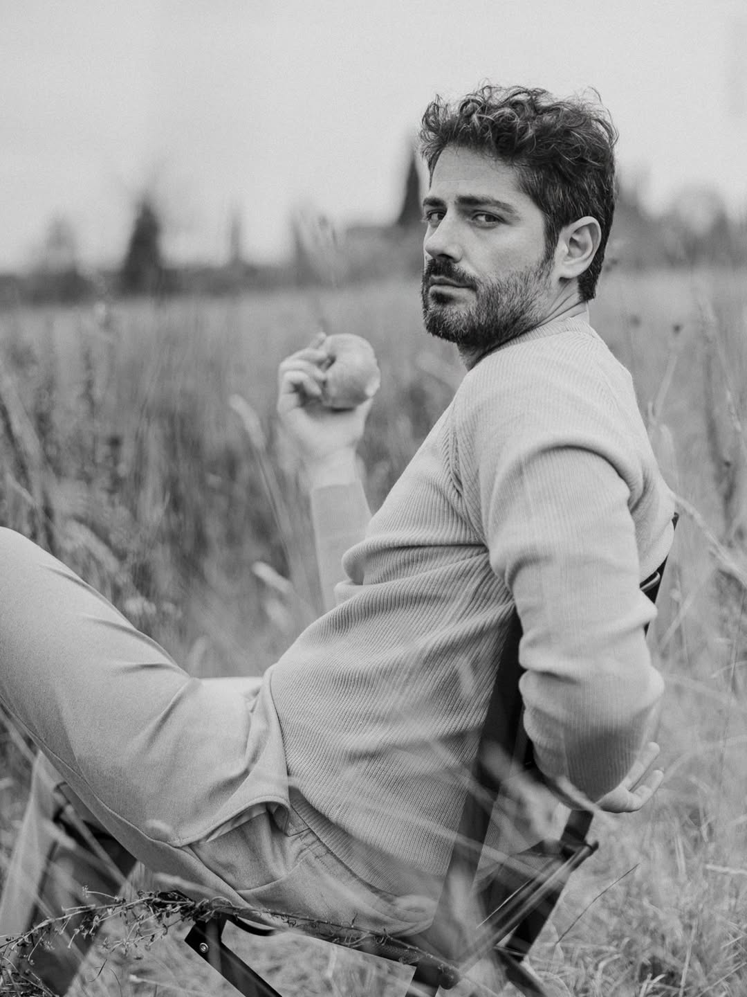 A po lind një romancë në “Ferma VIP”? Afrimiteti mes Indrit dhe Vanesës në qendër të vëmendjes