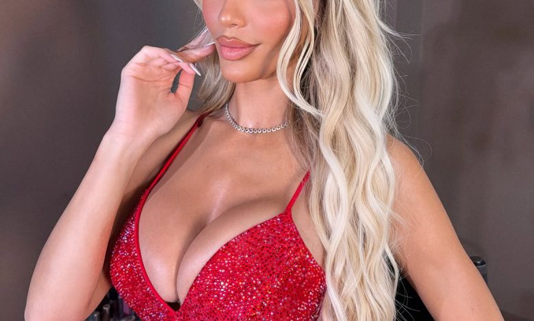 Lady in red @itsbriki ❤️Who wants a tutorial from US 👀